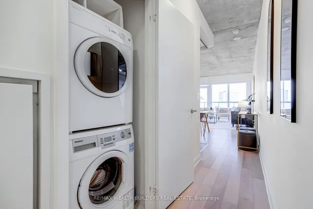Additional image 19 of 210 Simcoe St Unit 1706