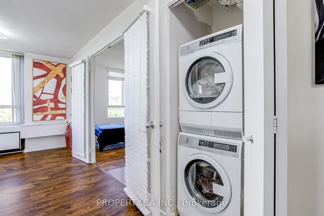 Additional image 29 of 41 Markbrook Lane Unit 313