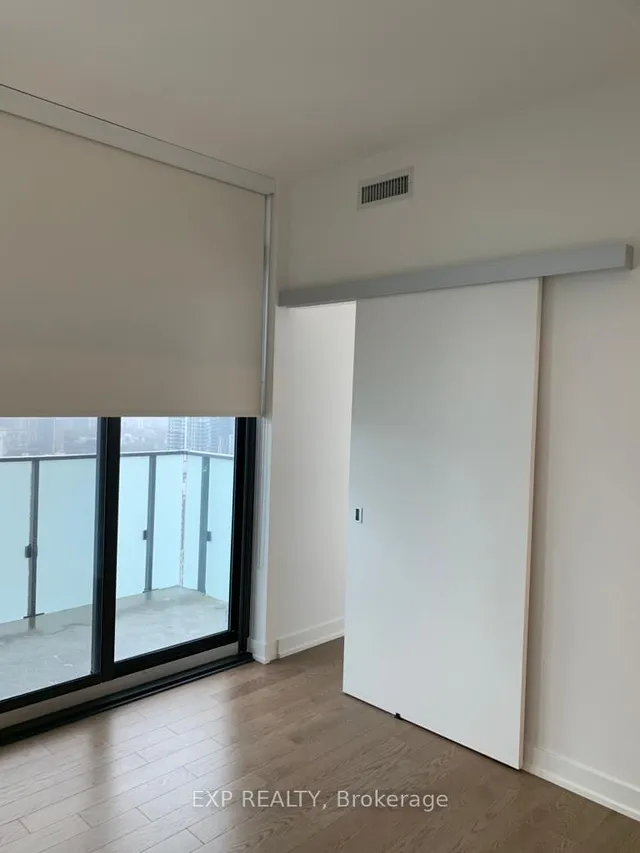 Additional image 5 of 20 Lombard St Unit 4011