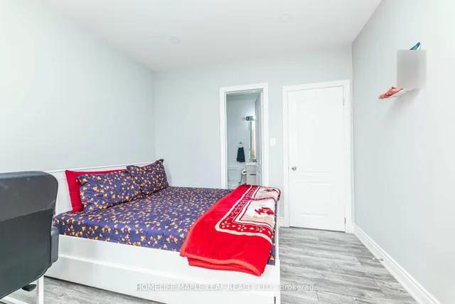 Additional image 21 of 9 Hertford Ave