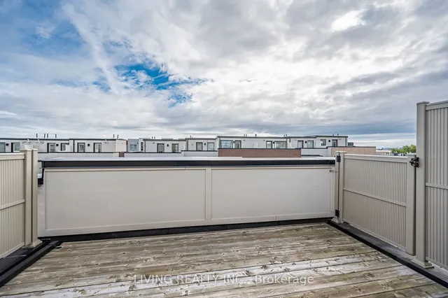 Additional image 34 of 21 Caroline Carpenter Grve