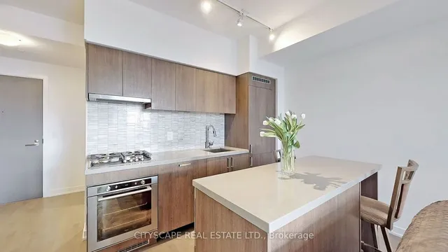 Additional image 12 of 501 St Clair Ave Unit 1608