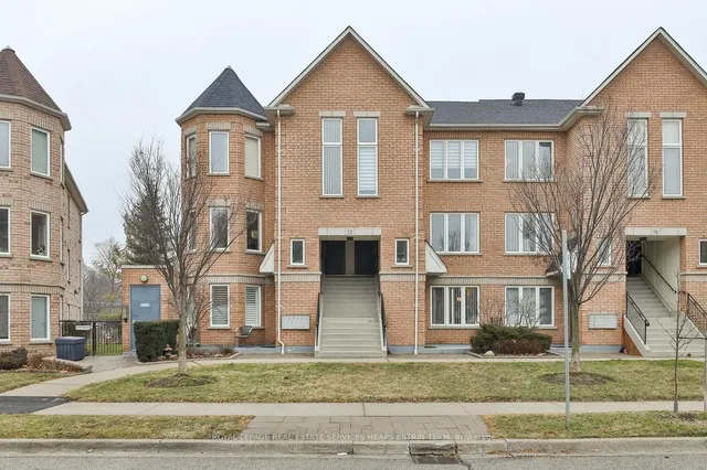 72 Aerodrome Cres Unit 202