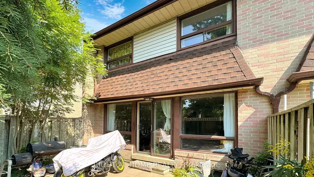 Additional image 4 of 11 Livonia Pl Unit 18