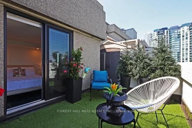 Additional image 10 of 360 Bloor St Unit 1503