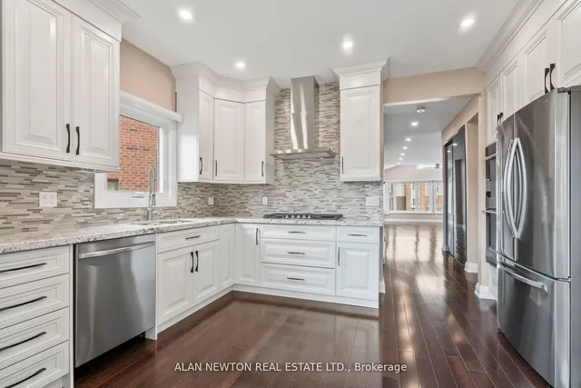 Additional image 11 of 31 Carnival Crt