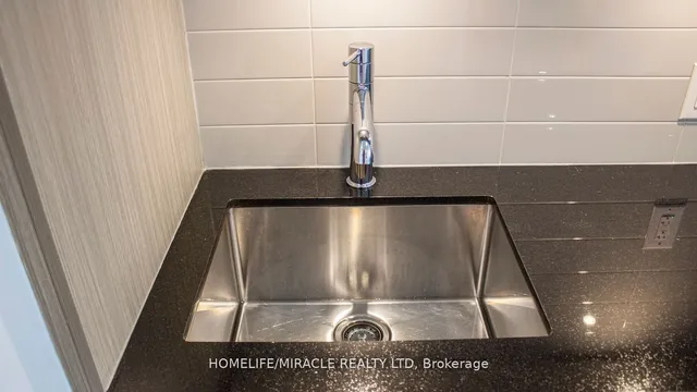 Additional image 20 of 575 Bloor St Unit 2905