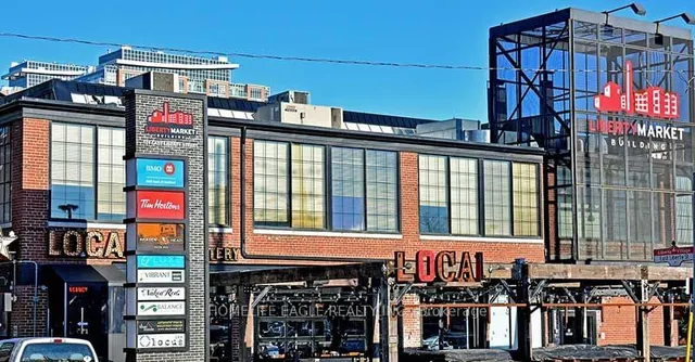 Additional image 32 of 51 East Liberty St Unit 706