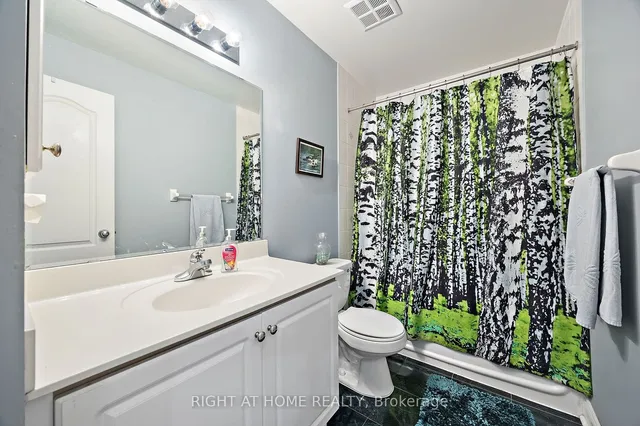 Additional image 21 of 8 Rean Dr Unit TH15