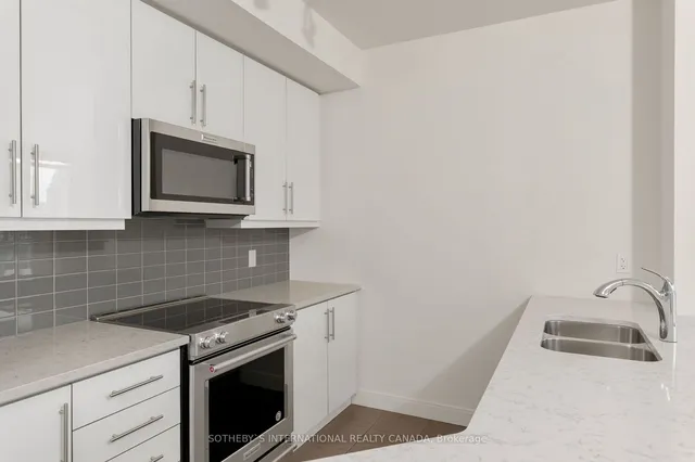 Additional image 8 of 825 Church St Unit 1709