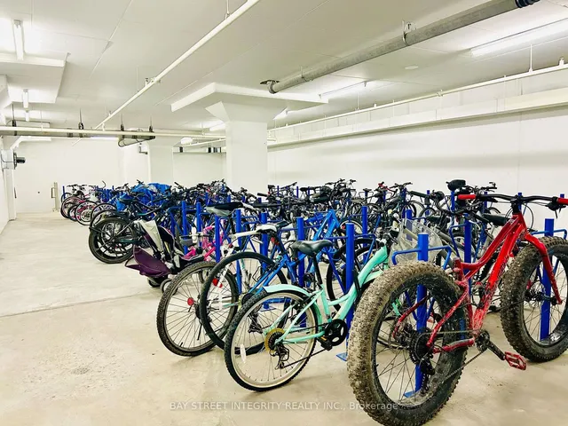 Additional image 34 of 1346 Danforth Rd Unit 1613