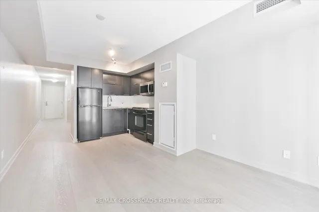 Additional image 15 of 126 Simcoe St Unit 506