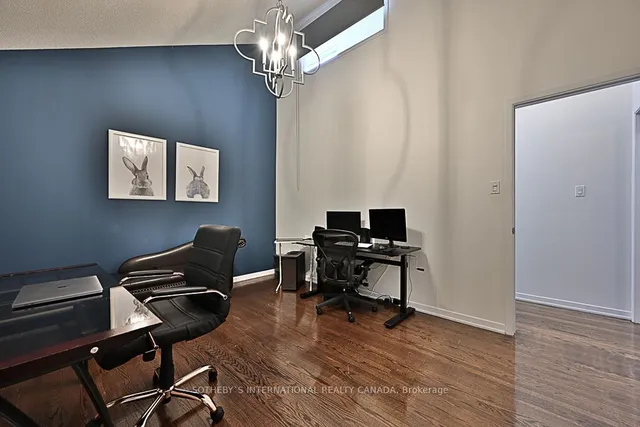 Additional image 20 of 41 Meadowcliffe Dr