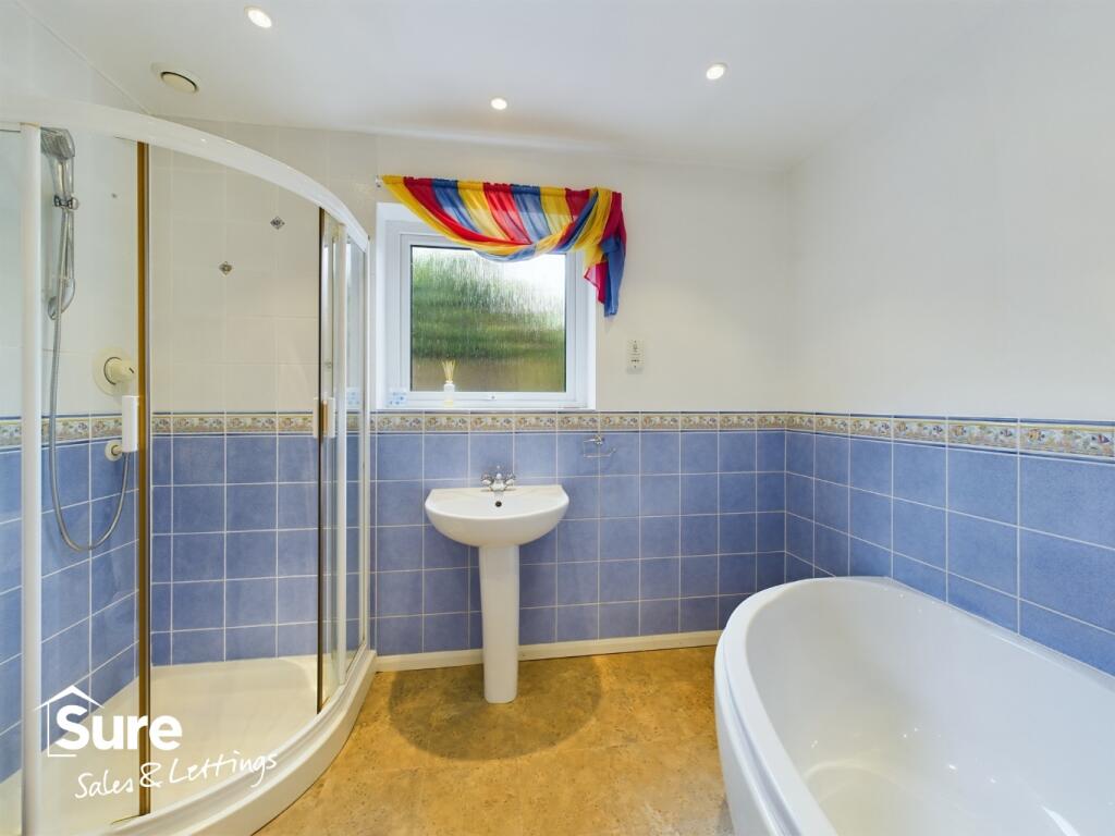 Additional image 11 of Penn Road, Park Street, St. Albans, Hertfordshire, AL2 2QT