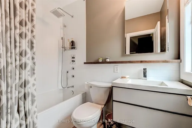 Additional image 23 of 162 Glenvale Blvd