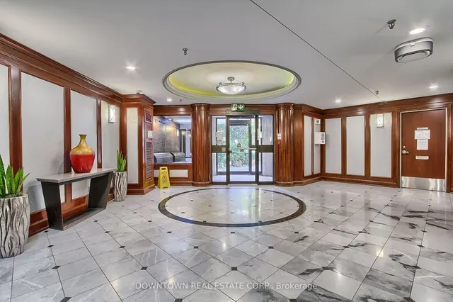 Additional image 4 of 1121 Steeles Ave Unit 406