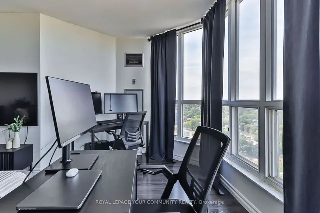 Additional image 18 of 2285 Lake Shore Blvd Unit 2309