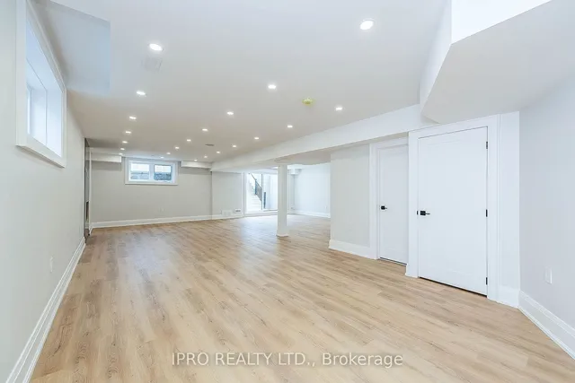 Additional image 29 of 303 Delta St