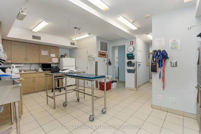 Additional image 25 of 29 Chaplin Cres