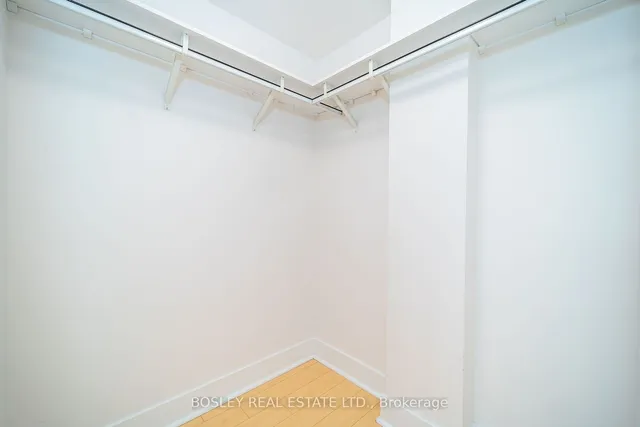 Additional image 20 of 550 Queens Quay Unit 318
