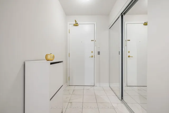 Additional image 5 of 18 Kenaston Gdns Unit 1202