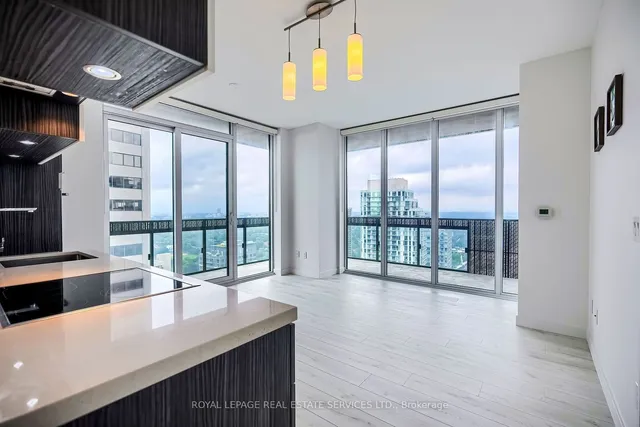 Additional image 7 of 8 Eglinton Ave Unit 2705