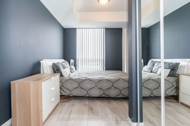 Additional image 28 of 830 Lawrence Ave Unit 803