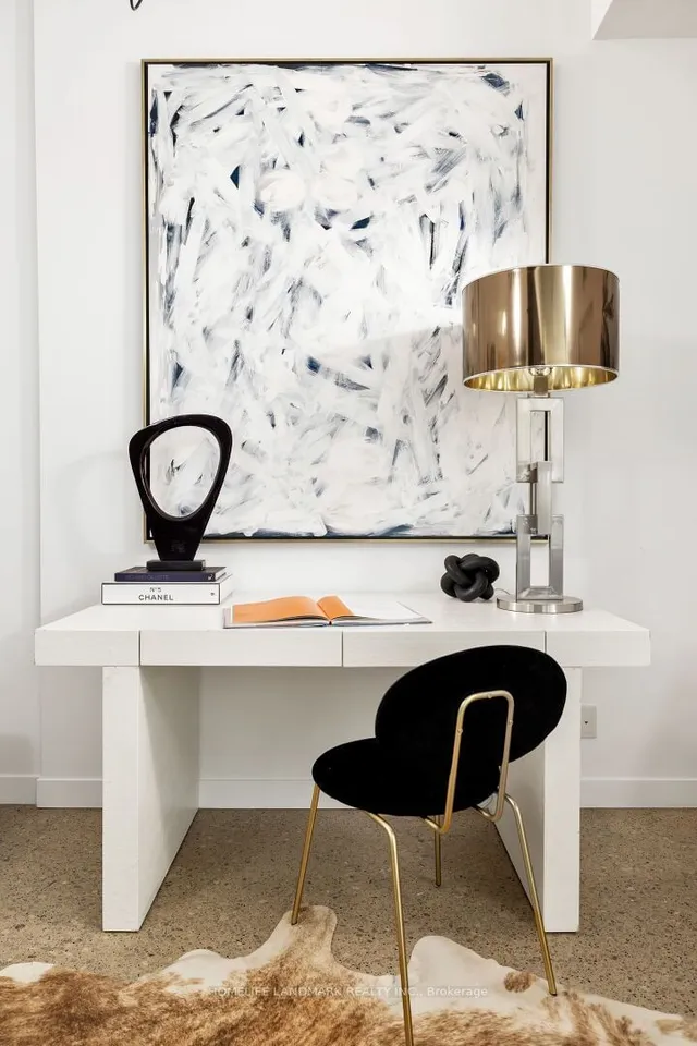 Additional image 7 of 510 King St Unit 622