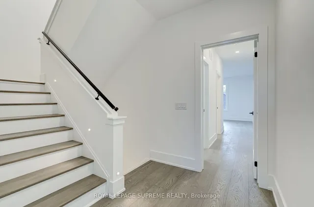 Additional image 19 of 62 Earlsdale Ave