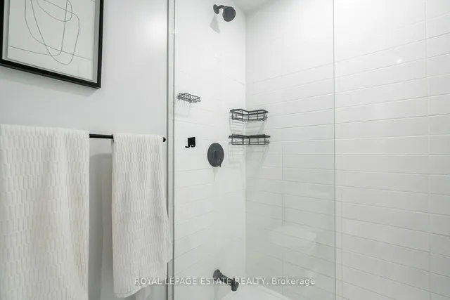 Additional image 24 of 154 Logan Ave