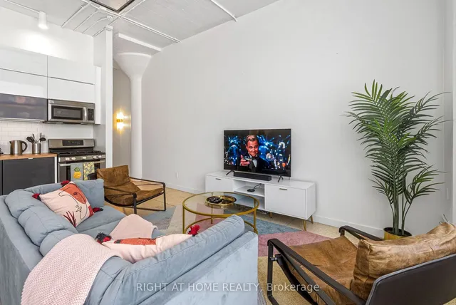 Additional image 21 of 365 Dundas St Unit 102