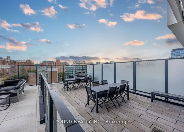 Additional image 5 of 55 Ontario St Unit 715