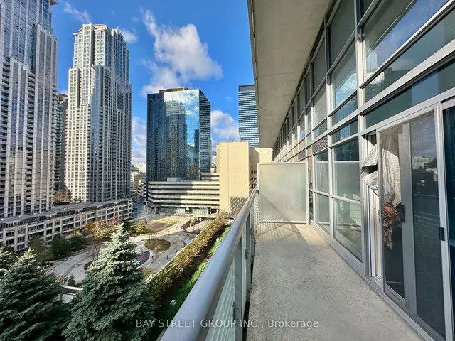 Additional image 23 of 386 Yonge St Unit 720