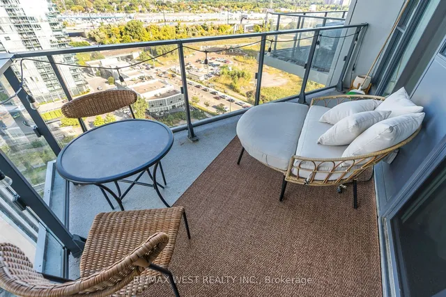 Additional image 28 of 10 Park Lawn Rd Unit 1705