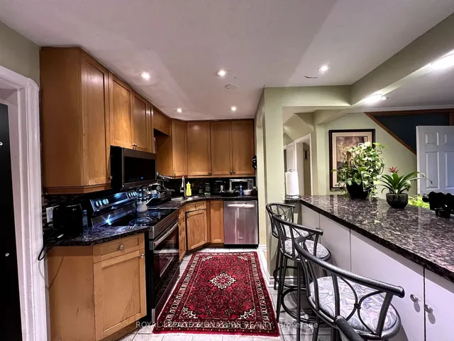 Additional image 5 of 227 Glendora Ave