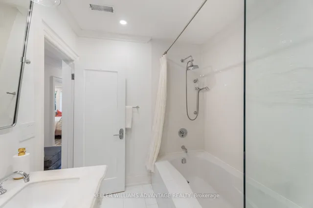 Additional image 12 of 37 Farnham Ave