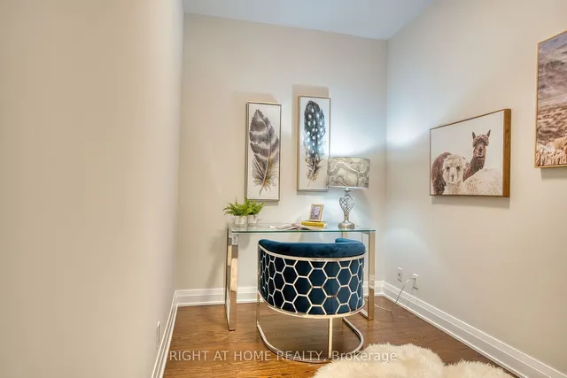 Additional image 7 of 530 St Clair Ave Unit 1309