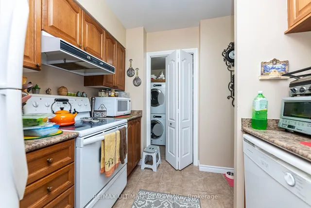 Additional image 7 of 2088 Lawrence Ave Unit 612