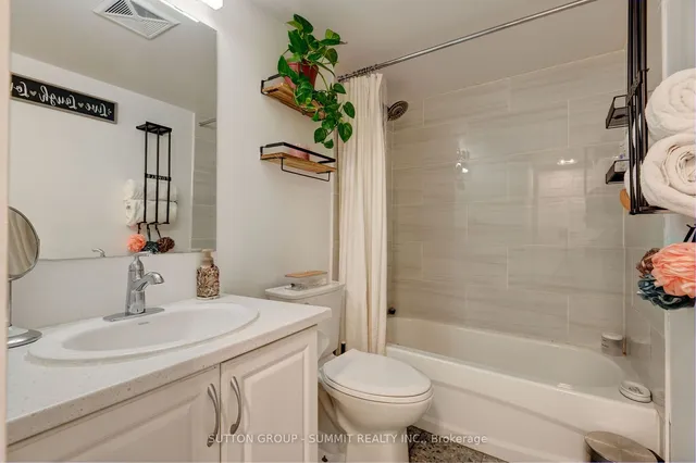 Additional image 29 of 3049 Finch Ave Unit 2003