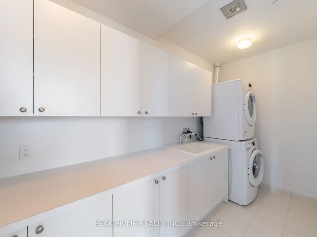 Additional image 12 of 55 Merchants' Wharf Unit PH22