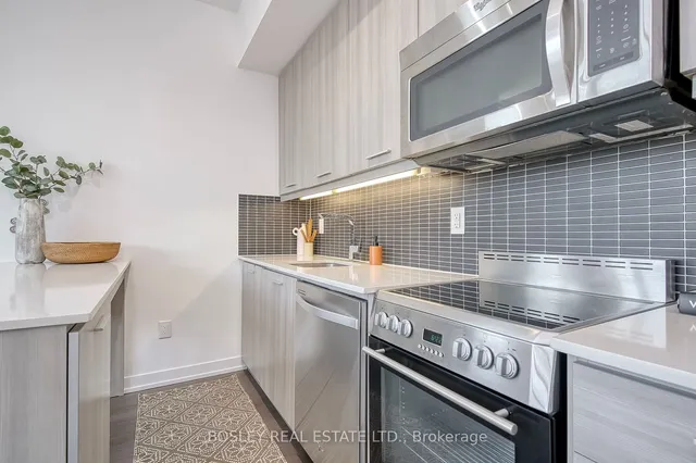 Additional image 14 of 105 George St Unit 1904