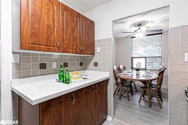 Additional image 16 of 10 Edgecliff Golfway Unit 314