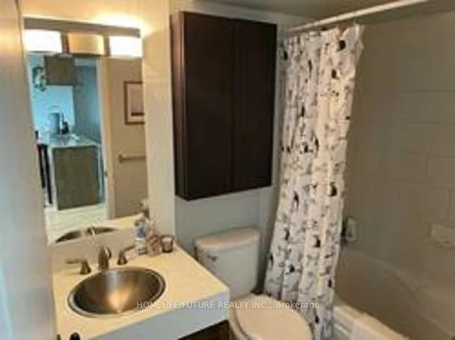 Additional image 6 of 81 Navy Wharf Crt Unit 1701