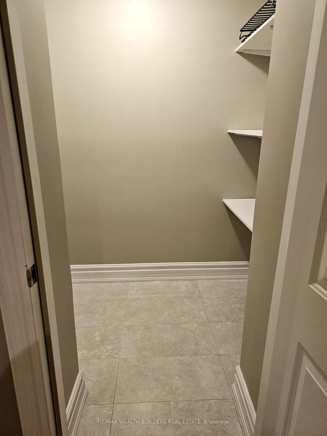 Additional image 30 of 19 Mervyn Ave