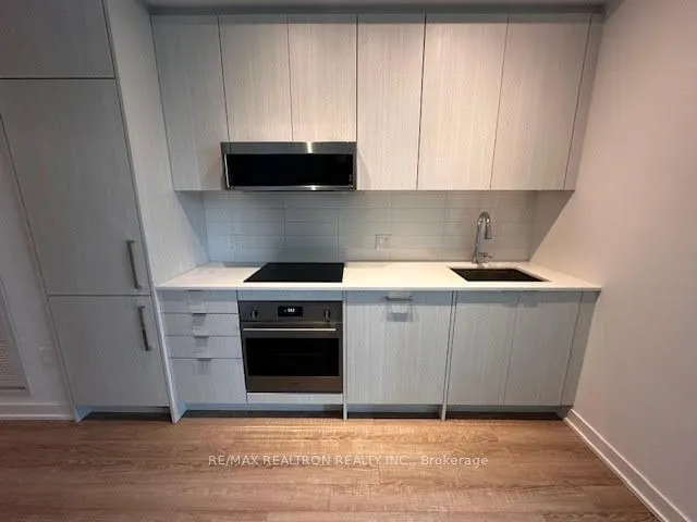 Additional image 8 of 250 Lawrence Ave Unit 415