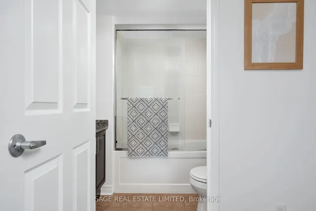 Additional image 11 of 60 Fairfax Cres Unit 309