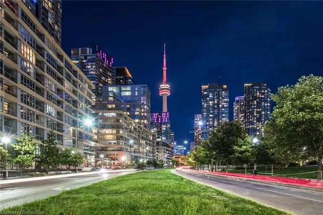 Additional image 26 of 25 Capreol Crt Unit 2903