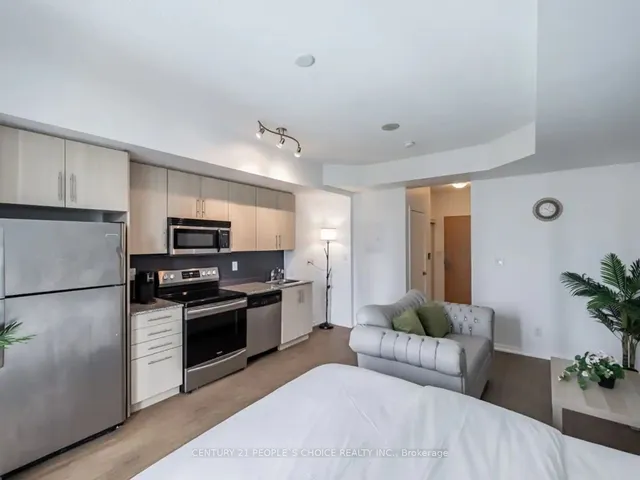 Additional image 16 of 65 Bremner Blvd Unit 1203