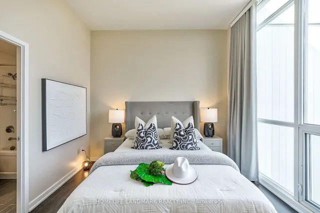 Additional image 27 of 33 Singer Crt Unit Ph2