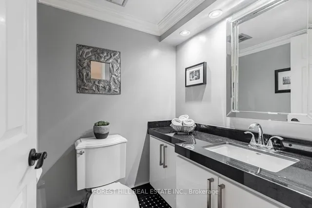 Additional image 15 of 360 Bloor St Unit 110